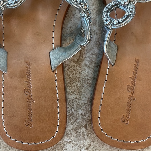 Rhinestone & Leather sandals by Tommy Bahama Sz 9 - Picture 3 of 4